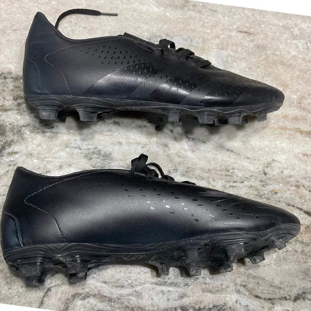 Adidas Predator Accuracy.4 Soccer Cleats Mens 8.5 Triple Black G06124 FG/MG